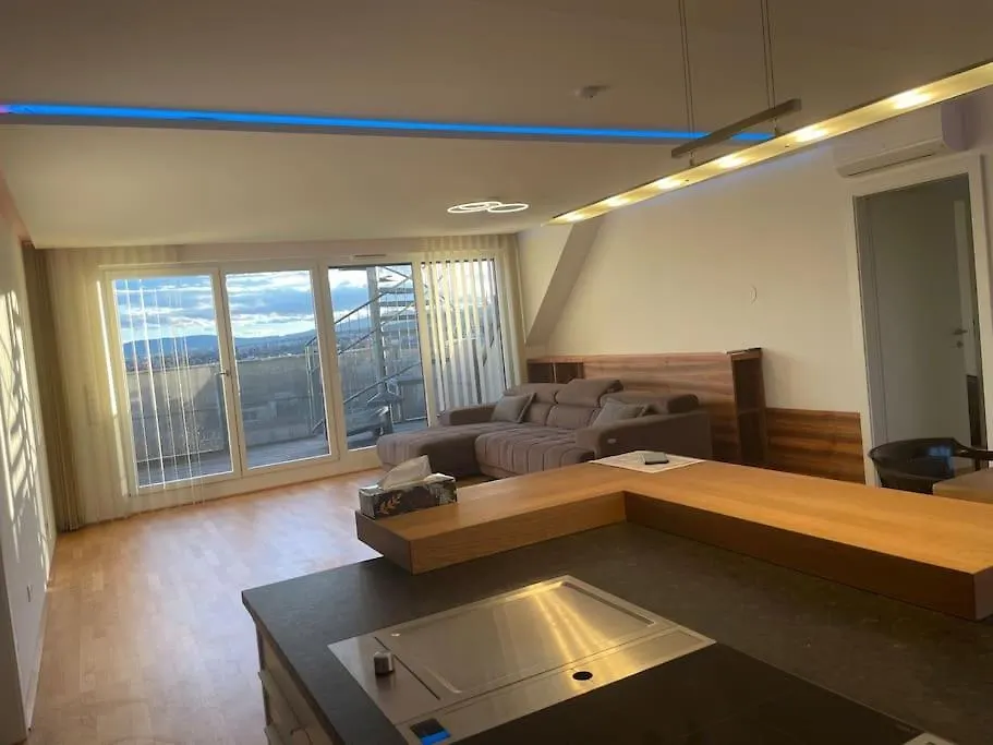 Rooftop Terrace- Panoramablick Ueber Wien Apartment 0*, Vienna