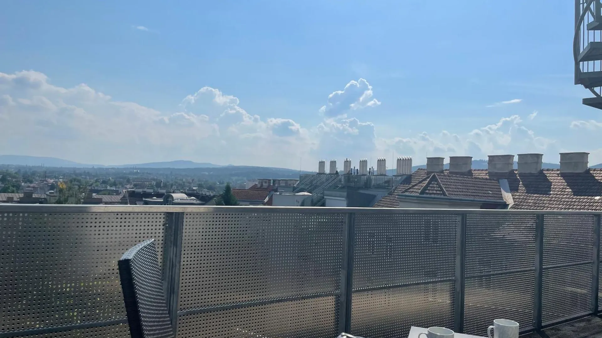 Rooftop Terrace- Panoramablick Ueber Wien Apartment 0*, Vienna Austria